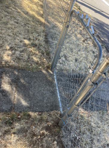 FREE Chain Link Fence 146 feet – disassemble it and it’s yours